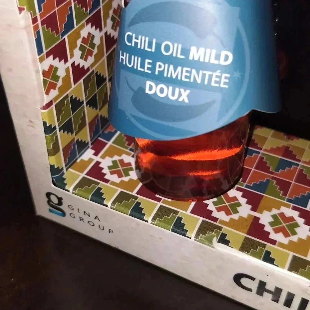 Colorful Poncho Bottle chili oil gift set New - Picture 5 of 8